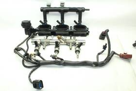 S21006a Audi 2017-2019 Q7 3.0 Left Driver Front Intake Manifold And Fuel Injector Rail Oem