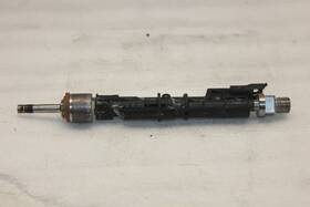 13537852362 Bmw Oem 2016 - 2022 F90 M5 S63 V8 Fuel Injector Nozzle 105
