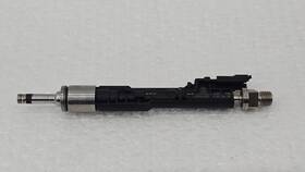 1364-7597870 Bmw 2011-2016 535i 2011-2019 F10 F30 F25 F26 N20 N55 Fuel Injector 1364 7597870 07 / 228 Oem