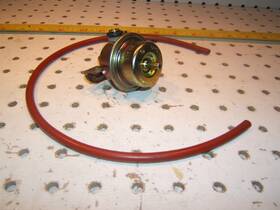 Bmw 280 160 226 635 Csi 6cyl 3.4l Bosch Oem Fuel Pressue 1 Regulator And Hose