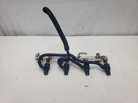 Bmw 280150501 M44 Engine Fuel Ramp Assembly With Injectors Regulator Vacuum Lines Oem