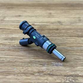 8483304 Bmw 2023-2025 X1 U11 Fuel Injector 26k Miles Oem