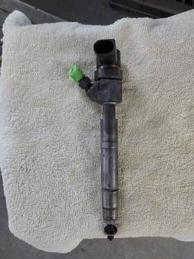 0445110193 Bosch Fuel Injector-common Rail Injector Om648 05-06 Mercedes E320 3.2l-l6