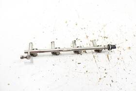 Dw939g774ac Bosch Land Rover Range 5.0l Engine Right Side Fuel Distributor Rail Oem 2013-21