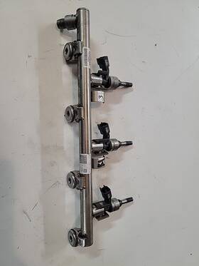 12634127 Buick 2014 Lacrosse 3.6l Rh Engine Motor Right Side Fuel Rail With Injectors Oem