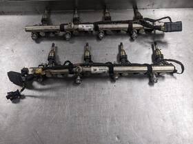 12668408 Cadillac Fuel Injectors Set With Rail For 15-18 Escalade Esv 6.2 L86 12668408 Cadillac Fuel Injectors Set With Rail For 15-18 Escalade Esv 6.2 L86
