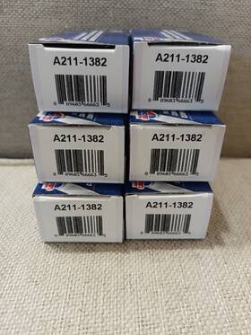 A211-1382 Carquest Fuel Injectors Lot Of 6 Reman. For Ford Mazda Mercury 2001-2003