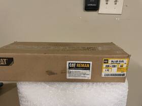 20r-1281 Caterpillar 20r1281 Fuel Injector No Core Charge Message Me With Any Questions