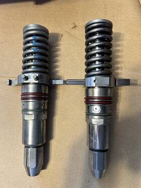 Or-2921 Caterpillar Or2921 Lot Of Two - Used Cores Only Parts