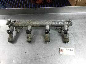 12565551 Chevrolet Fuel Injectors Set With Rail From 2003 Cavalier 2.2 12565551 Chevrolet Fuel Injectors Set With Rail From 2003 Cavalier 2.2
