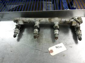 12581550 Chevrolet Fuel Injectors Set With Rail For 03-05 Cavalier 2.2
