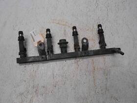 Smitley-304-03-003 Chevrolet 2004 2005 Aveo Fuel Injector Rail 1.6l 45k Miles