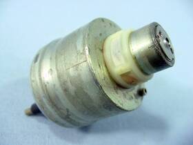 Crown Remanufacturing Inc. 65-0756 Reman Fuel Injector Fits Cadillac 1982 Seville 60 Special Limousine 4.1l V8