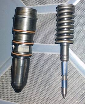 3054219r Cummins 50 X Ptd Fuel Injector 3054219/3054251 Remanufactured Surplus Stock Lot