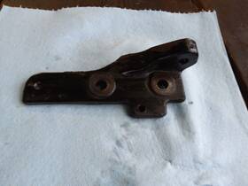 3945201 Cummins 1998 1999 2000 2001 2002 Dodge 5.9 Vp44 Fuel Injection Pump Mount