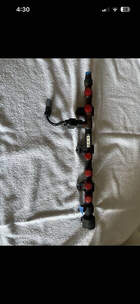 5653906 Cummins L9 Fuel Rail #5653906