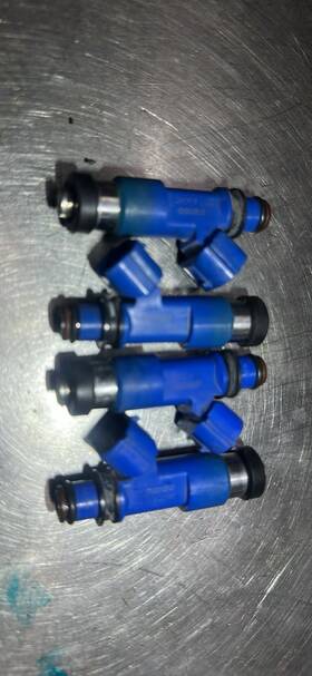 16611aa72016611aa720 Denso Subaru Impreza Wrx Sti Fuel Injectors 550cc Set Of 4 Oem Original