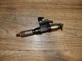 095000-5352 Denso 5352 Isuzu Npr 4hk1 Diesel Injector / 1563 Oem
