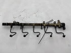 0445215007 Dodge Trucks 2003-2006 Sprinter 2500 2.7l Diesel Fuel Injector Rail Line Oem