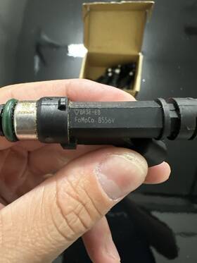 2600.60.14.14.8-ford Ford 2011-2014 Mustang Gt Injectors 8pc Stock
