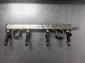 8s4gbb Ford Fuel Injectors Set With Rail For 08-11 Focus 2.0