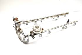 F87e-9f792-bd Ford F77e-9f792-aa 96-98 Explorer 5.0l 302 V8 Fuel Rail Regulator Return Style