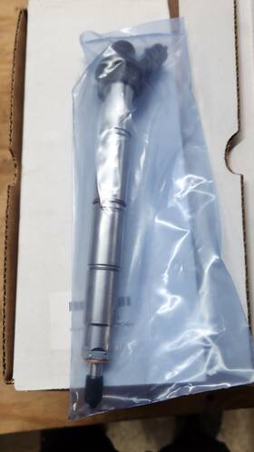 Fc3q-9k546-a Ford Powerstroke 6.7 Injectors. Set Of 8 Fc3q-9k546-a Ford Powerstroke 6.7 Injectors. Set Of 8
