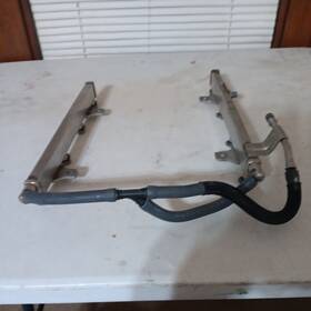 Gr3e9f797ae Ford 2015-2020 Shelby Gt350 5.2l Fuel Rail Used