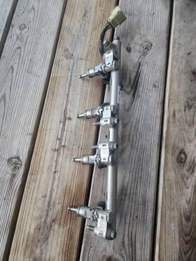 Jr3e9g929ba Ford Jr3e9f797cd 2018 Mustang Usa 5.0 Fuel Rail With Injectors