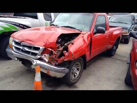 322-05256 Ford Truck Fuel Injection Parts Injector 4-153 2.5l Fits 98-01 Ranger 158761