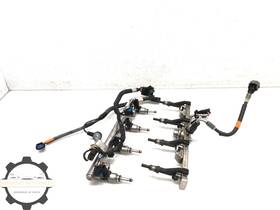 9162300002 Genesis 2022-2025 Gv70 2.5l Fuel Rail Line With Injectors Set Oem