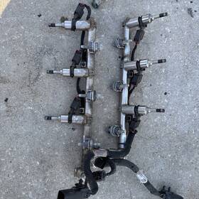 12671078 Gm 16-25 3.6l. V6 Lgx Engine Fuel Injector Rail With Injectors Left Right Oem