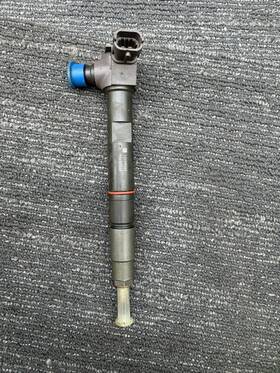 12698553 Gm New Oem 2019-2025 6.6l Ld5 Duramax Fuel Injector Silverado 4500 / 5500 6500 Hd