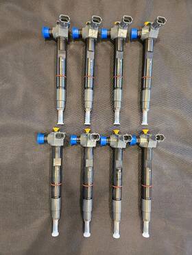 12731731 Gm 8 Genuine Fuel Injectors Oem Part #