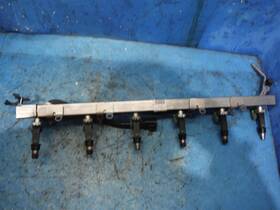 957021with Gm 25364984 4.2 Chevrolet Engine Fuel Rail Injectors