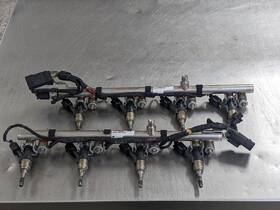 12644385 Gmc Fuel Injectors Set With Rail For 14-18 Sierra 1500 Denali 6.2 4wd