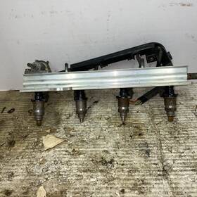 16450-p06-a01 Honda Civic Ex 1992-1995 D16z6 Fuel Injectors Rail An Injector Plugs