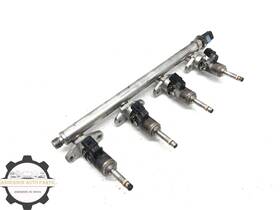 5paa021-442560 Honda 2017-2022 Cr-v 1.5l I4 Engine Fuel Rail Line With Injectors Oem