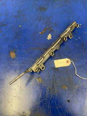 Raaa007-029574 Honda C429 03-07 Accord 2.4l 16v Engine Fuel Injection Rail