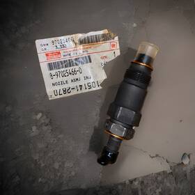 Isuzu 8-97025466-0 Genuine Oem Nozzle Asm Inj Nqr Npr -hd 95-98