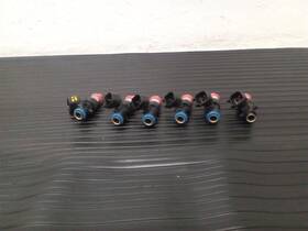 5281825aa Jeep 18-22 Cherokee 3.2l Fuel Injectors With Rail Assembly Oem