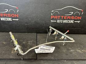 Rl032701aa Jeep 04-12 Liberty 3.7 Fuel Rail And Injectors 2699ab