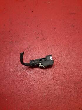 35304-3c400 Kia 2005 - 2009 Sorento Amanti 3.5l 3.8l Fuel Rail Injector Pigtail