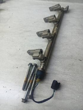 8w93-9g802-ae Land Rover Range 5.0 V8 Na Engine Fuel Rail Passenger Bank 1 Lr010807 Lr024838