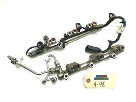 17318v4b1a061411 Lincoln 2017-2020 Continental 2.7l V6 Fuel Injector Rails Oem