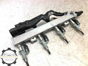 82125-06060 Mazda 2023-2025 Cx-50 Cx50 3.8l Fuel Injector Rail Line With Injectors Oem