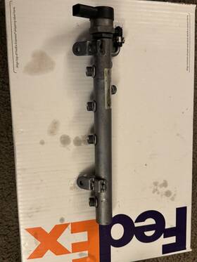 6420700800 Mercedes-benz 07-13 W211 E350 E320 Gl350 Gl320 Diesel Driver Left Fuel Injector Rail