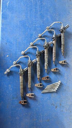 6420701487 Mercedes-benz Om642 Bluetec Diesel R350 Ml350 E350 Gl Fuel Injector Set -