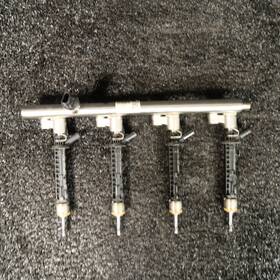 A2540701400 Mercedes Benz C300 Awd Fuel Injection Rail Assembly 2.0l 2022 M254 34k