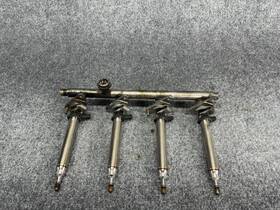 A2600780300 Mercedes-benz 2022 X247 Glb35 Glb250 Engine Fuel Distributor Rail And Injectors Oem